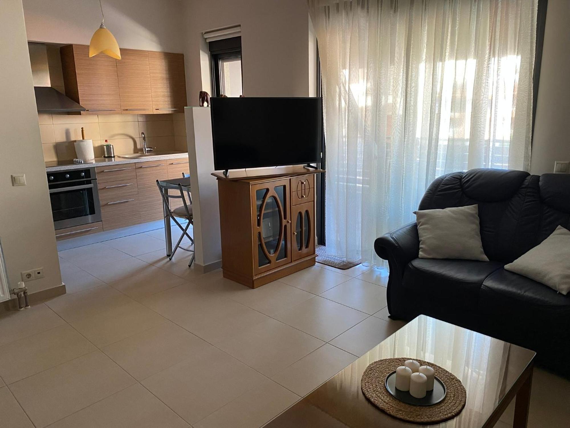 πανέμορφο δίπλα από το κέντρο! Apartment
