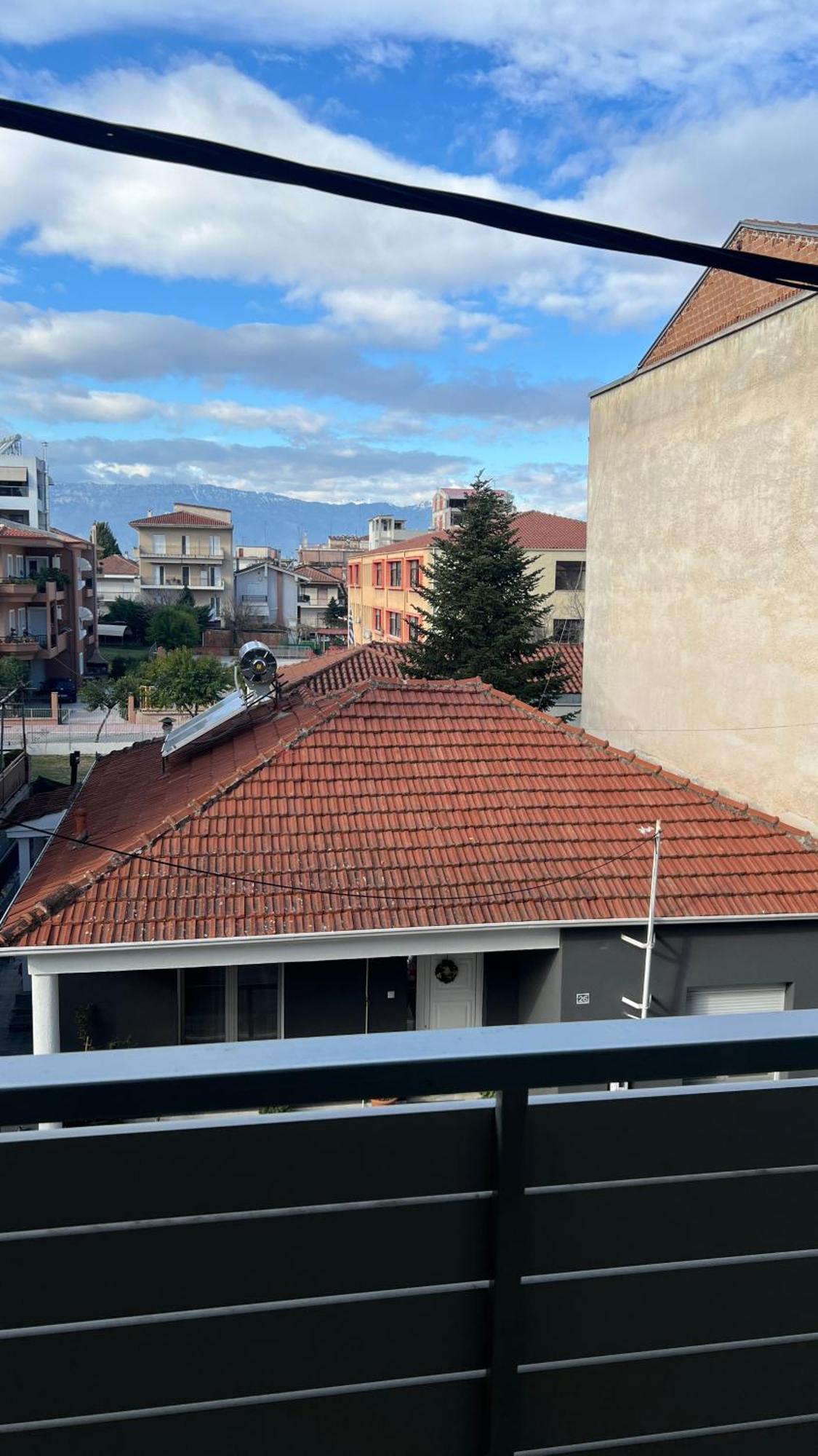 πανέμορφο δίπλα από το κέντρο! Apartment *